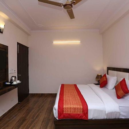 Hotel Sanca International New Delhi Eksteriør bilde